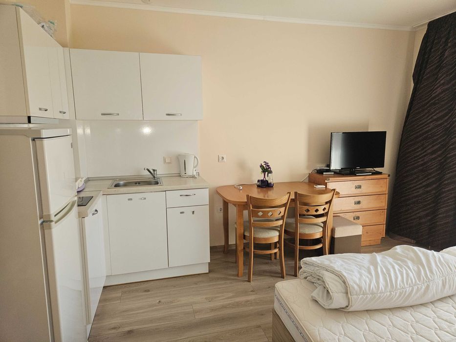 Продава се Едностаен апартамент в с. Шкорпиловци, Област Варна - 38 кв.м за 733 €/кв.м - Снимка #3