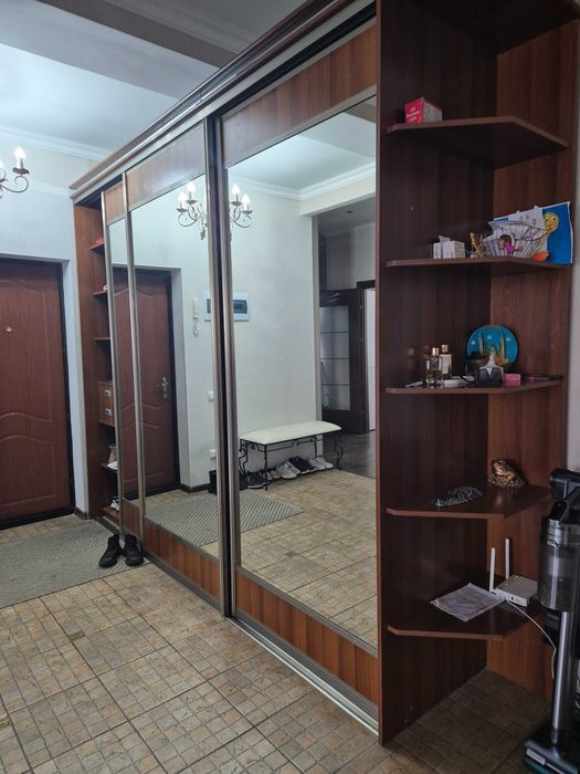 Продам шкаф купе