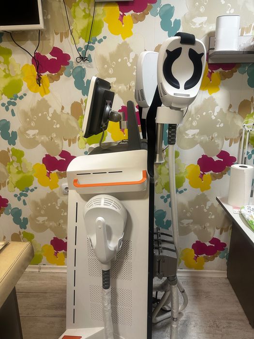 Машина за изграждане на мускули, стягане на тялото и кожата