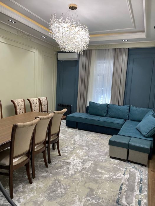 Продается Дом 5 комнат, ориентир: Турон санатория, 2,5 сотки 350м²