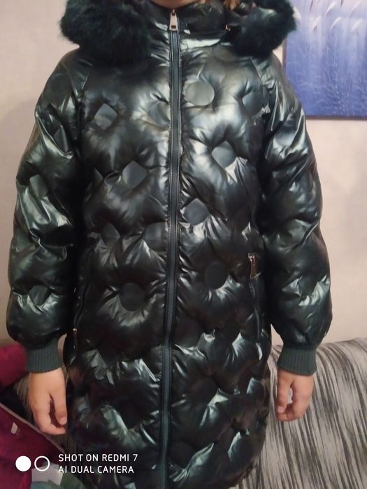 Продам зимнее дутое пальто на девочку