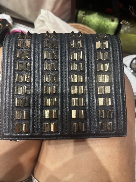 Pinko, patrizia pepe, replay, furla