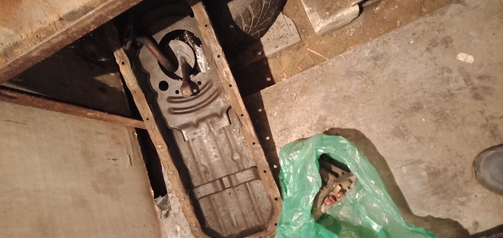 Запчасти для  двигателя тойота Марк 2