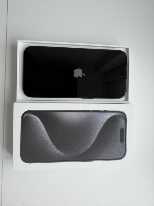 iPhone 15 Pro – Black Titanium | 84% baterie | cutie originala