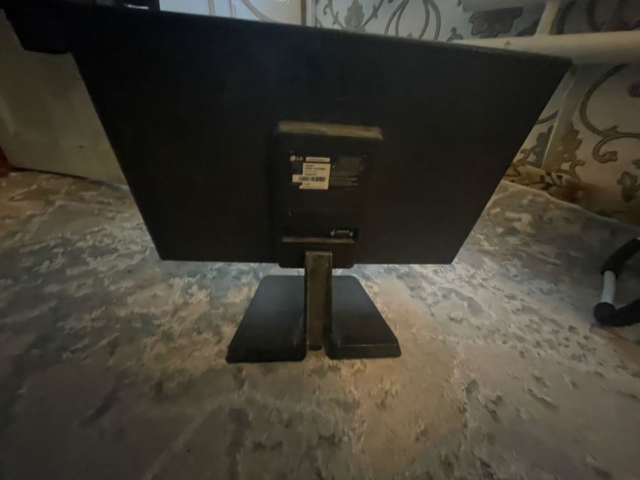 Monitor 19 Дюйм LG