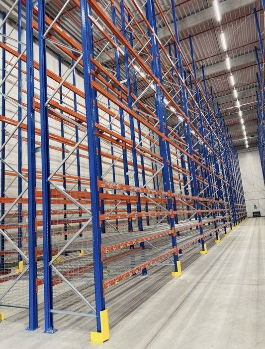 Rafturi metalice depozitare paleti
