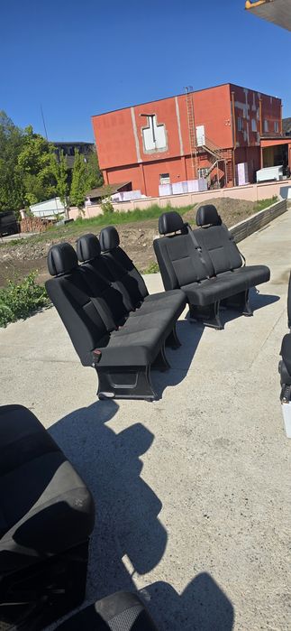 Продават се w906 w907