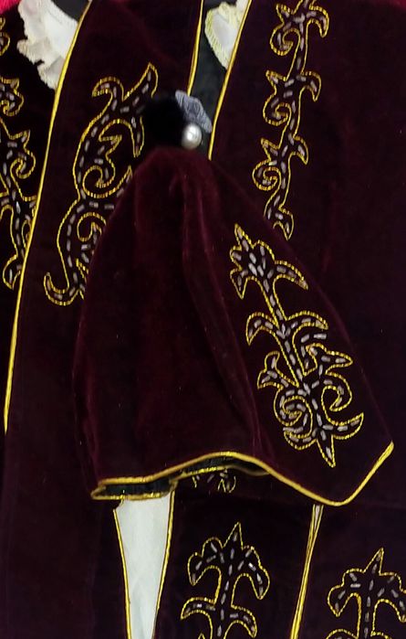 Продам детский казахский костюм