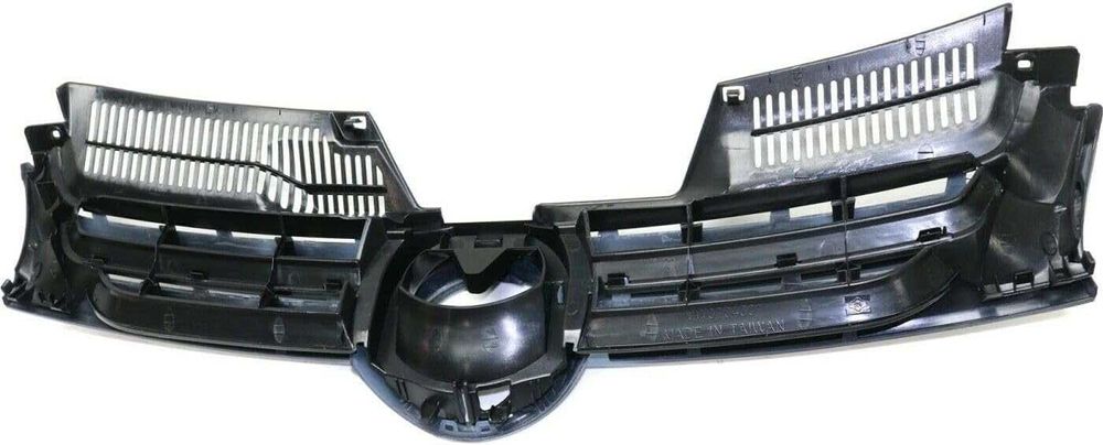 Предна Решетка За VW GOLF 5  2003-2008