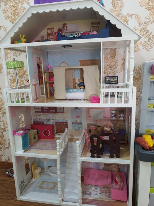 Детска къща за кукли
