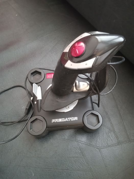 Детски играчки и детска китара