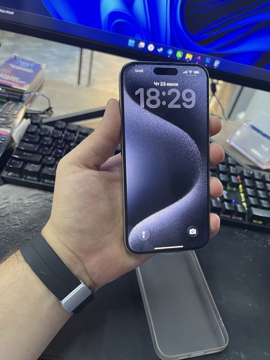 Iphone 15 pro max SROCHNA!!!