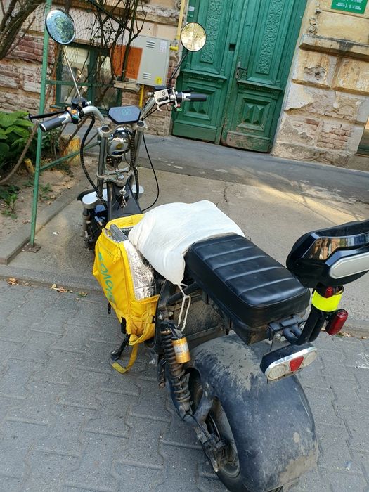 Vând scuter electric