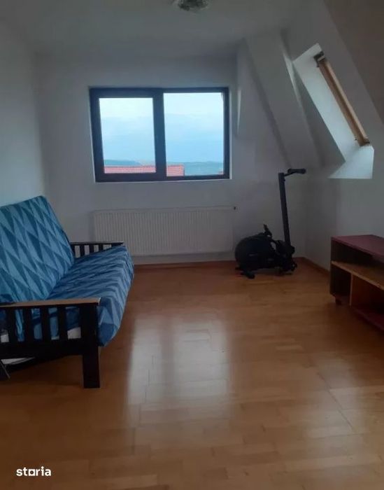 Apartament 3 camere si 2 balcoane in Europa