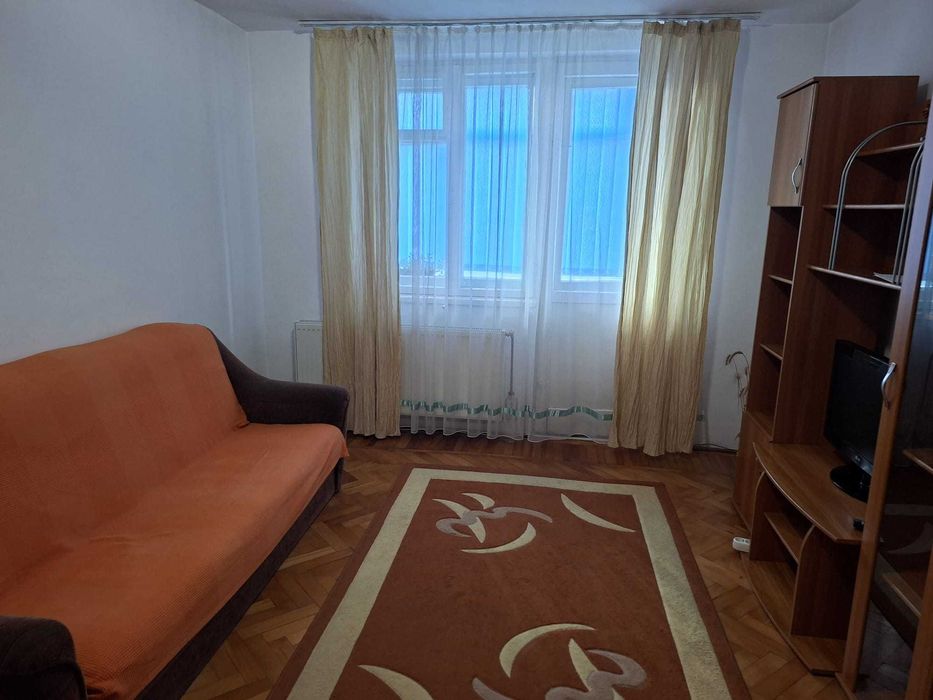 Apartament de închiriat