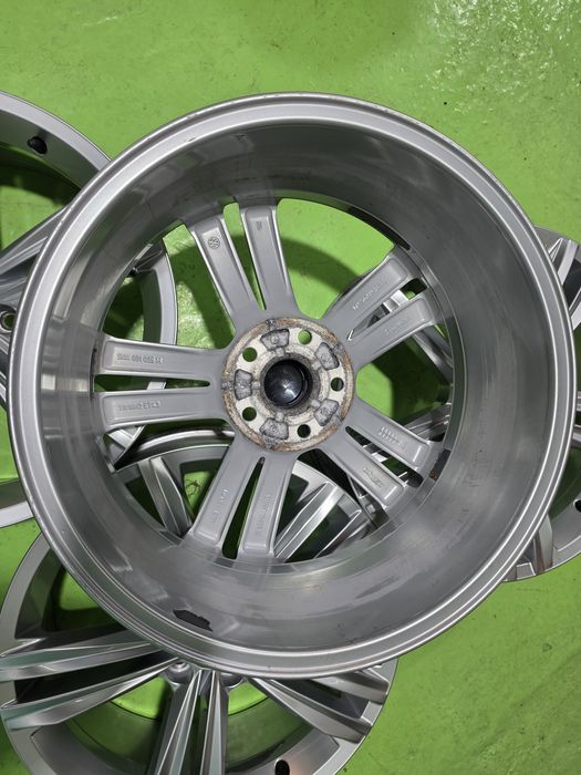 18 5x112 Vw Tiguan лети джанти 5х112 тигуан Touran Caddy Golf Skoda 5х112