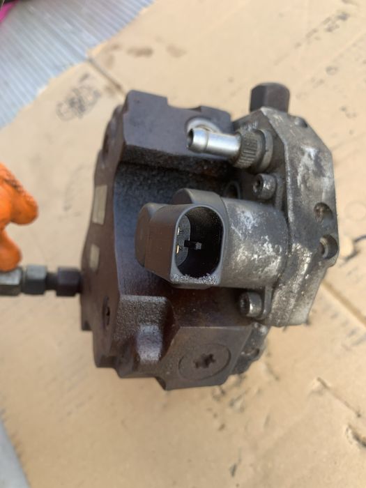 Pompa inalte/motorina bmw 2.0d m47