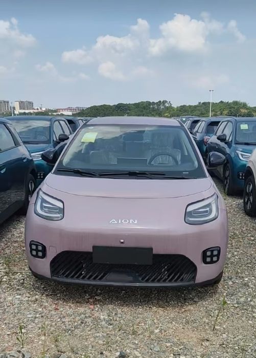 GAC Aion UT 420km va 500km Super