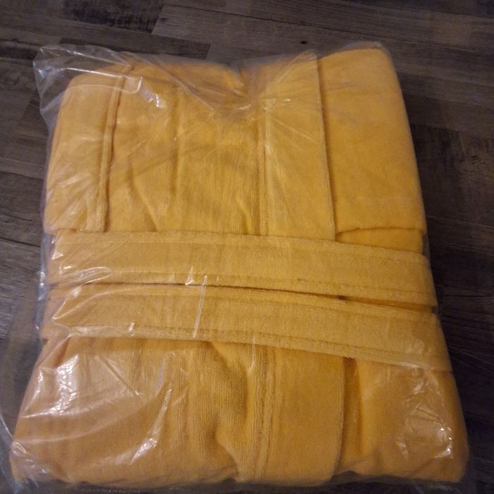 Махровый халат Zugo