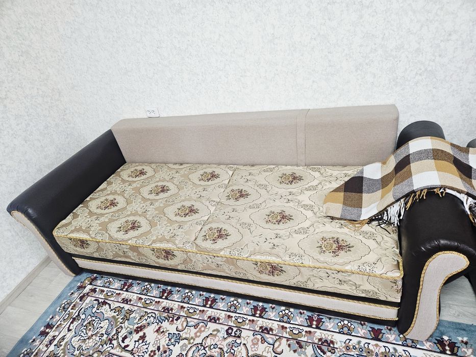 Продам Диван в отличном состоянии