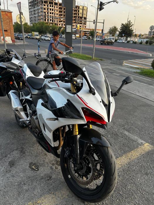 Qj moto 450rr (белый, oq)
