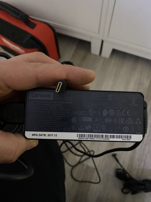 Vand incarcator laptop lenovo