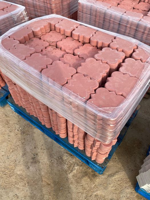 Брусчатка  ромашка ,прокурор,поребрик