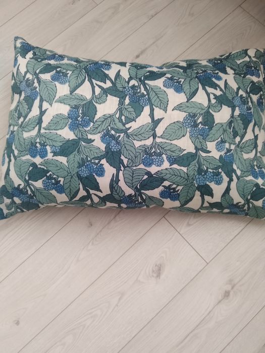 Продам подушки новые