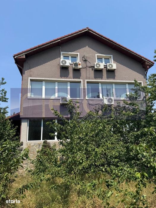 De Închiriat Vila | Oportunitate De Investiție | Pretabilă Centru Bătr