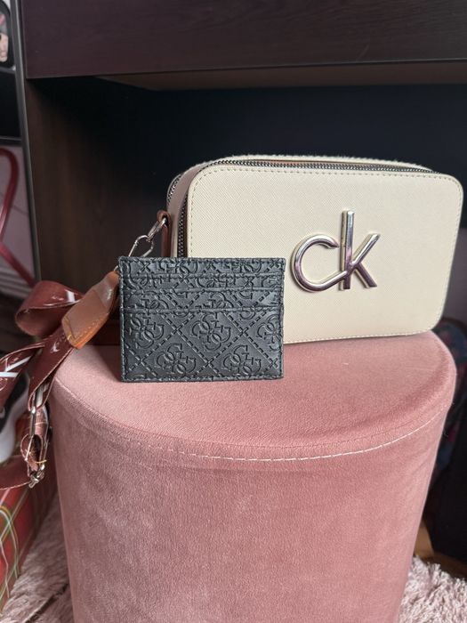Calvin Klein – чантичка + картодържател ПОДАРЪК