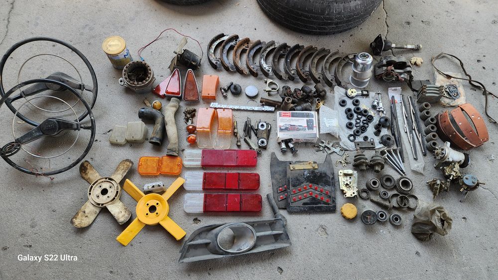 Продаются запчасти Москвич.