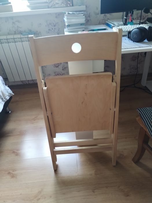 Продам раскладные стулья