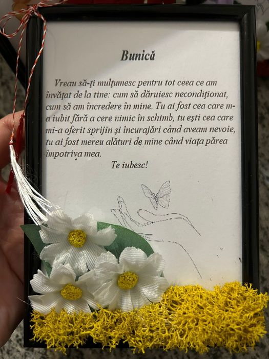 Se apropie cu pasi repezi 8 Martie!
Surprinde-ți persoana iubita din v