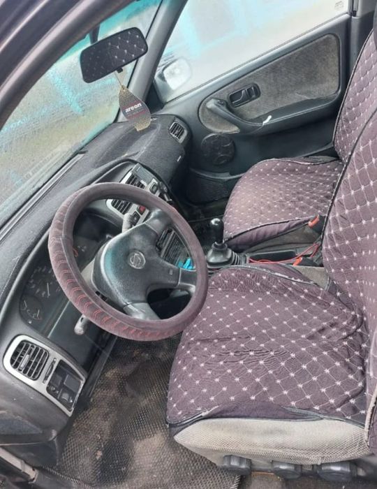 Ниссан примера 1994