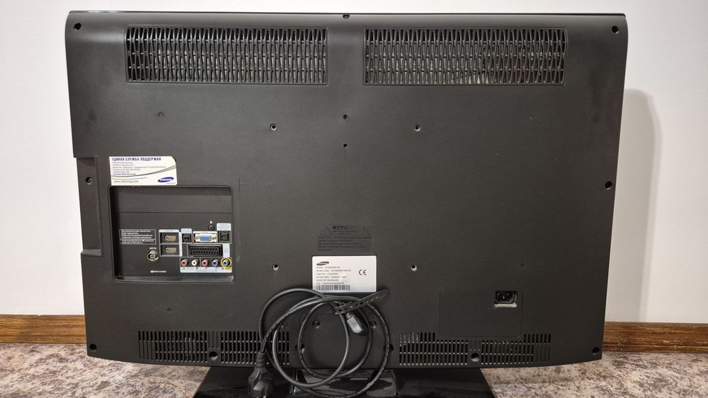 Телевизор Samsung LE32B350F1W