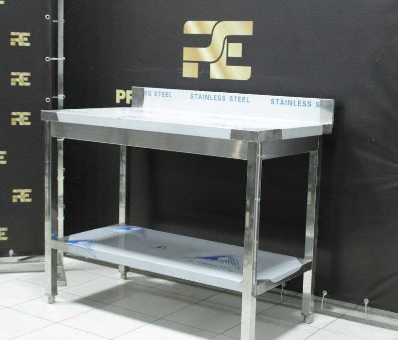 Стол из нержавейки.  Stol Nerjaveyka