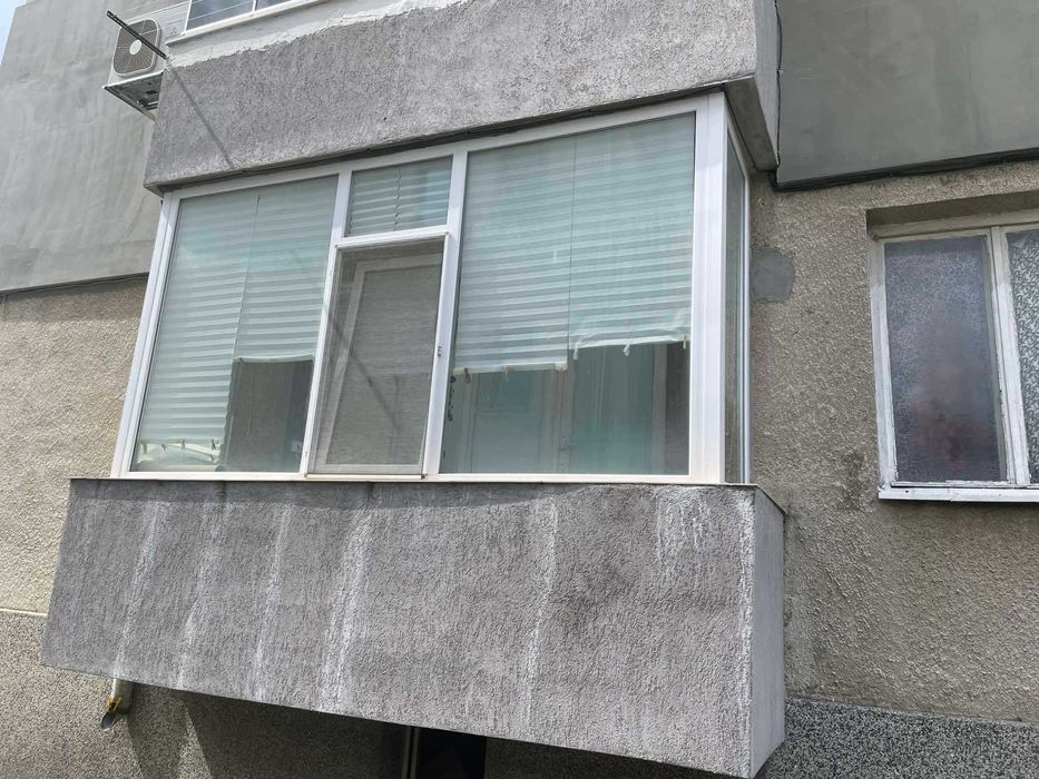 Собственик продава тухлен многостаен центъра - в гр. Айтос