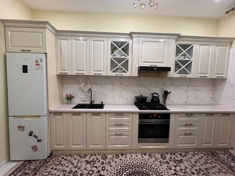 Oshxona yotoqxona mebela