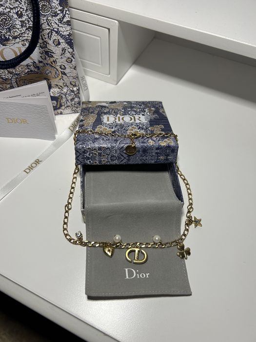 Lantisor Dior~Produs Nou