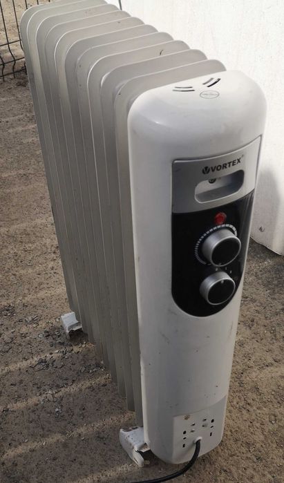 Calorifer radiator ulei electric Vortex cu 11 elemenți 2500 W