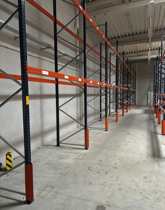 Rafturi metalice pentru depozitare paleti