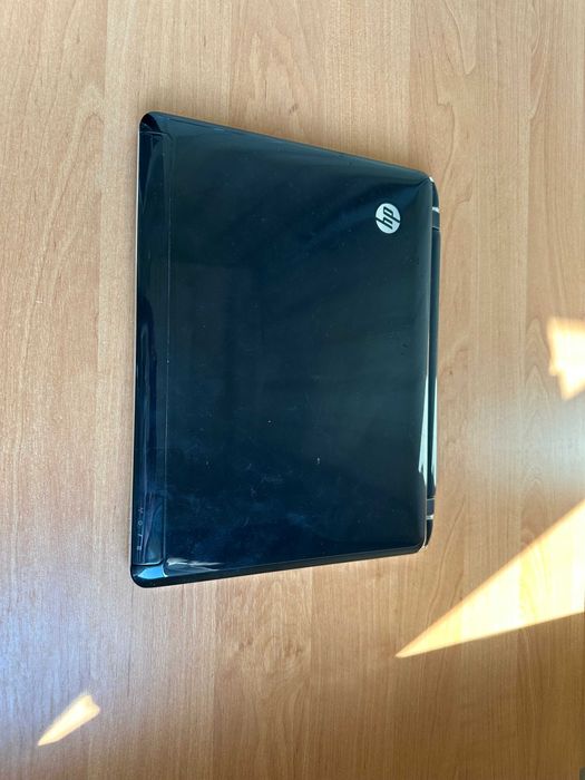 HP pavilion dv2 netbook