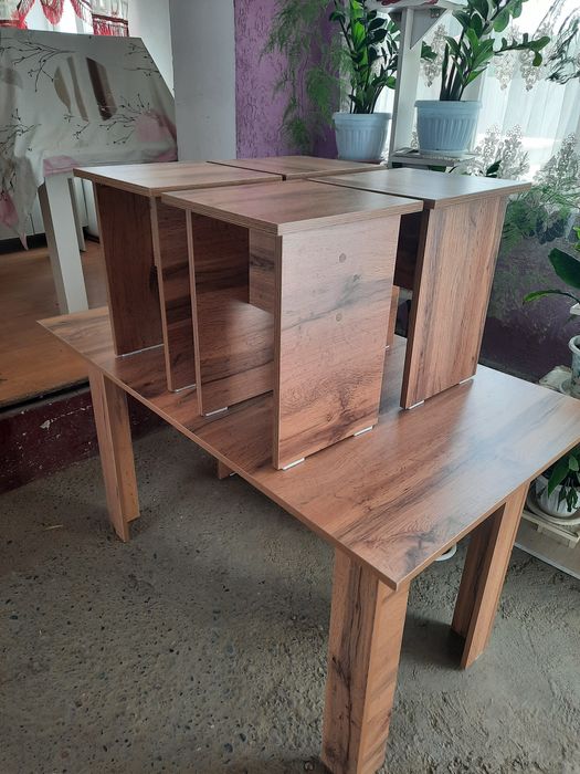 Кухонный стол новый