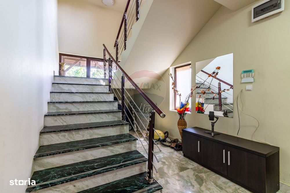 Casă / vilă de vânzare în Balotești | aprox. 350 mp | teren 1.015 mp