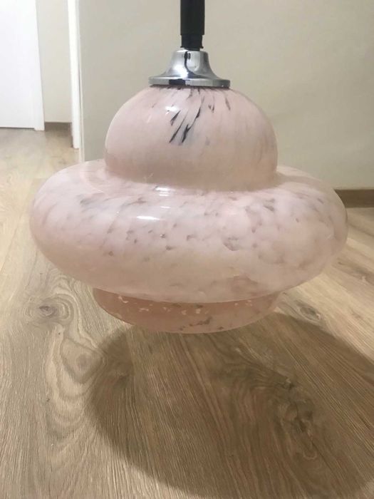 Осветитнелни тела за таван и стена