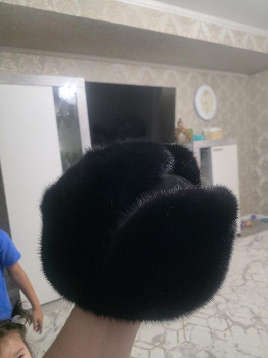 Продам норкувую шапку 59 размер