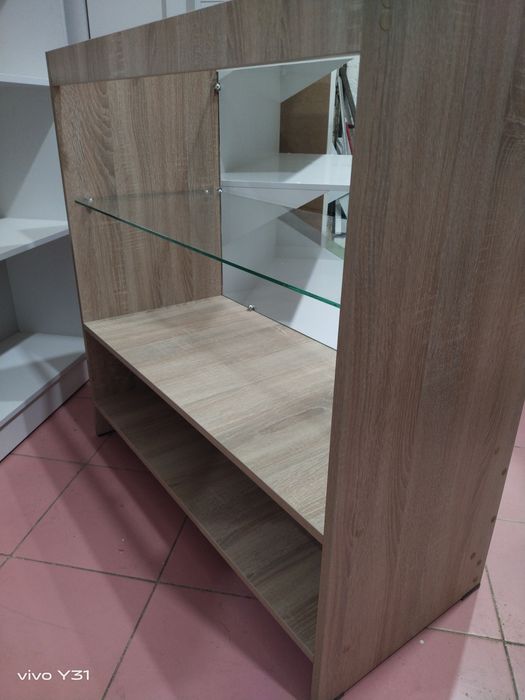 Продам   витрины