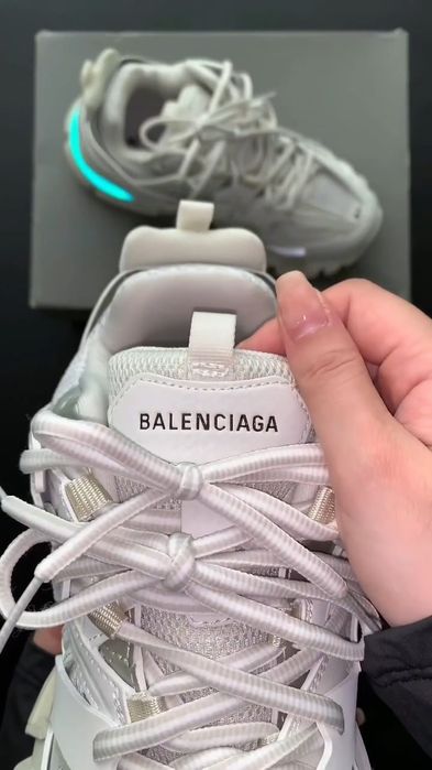 Balenciaga Track Led Negri
