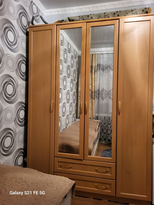 Продам шифонер отличное состояние