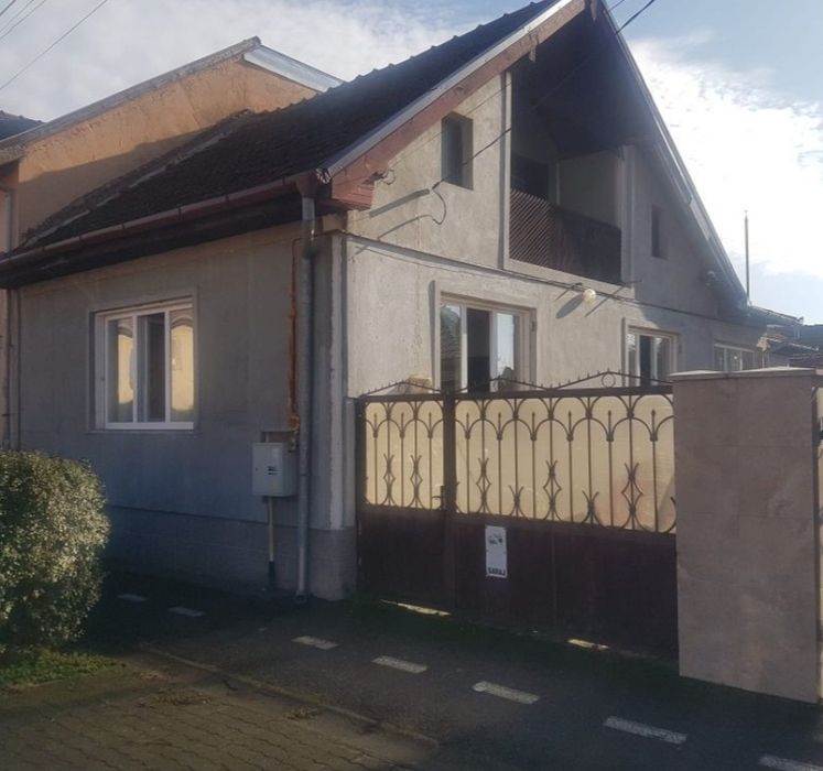 Vand casa în Mehala